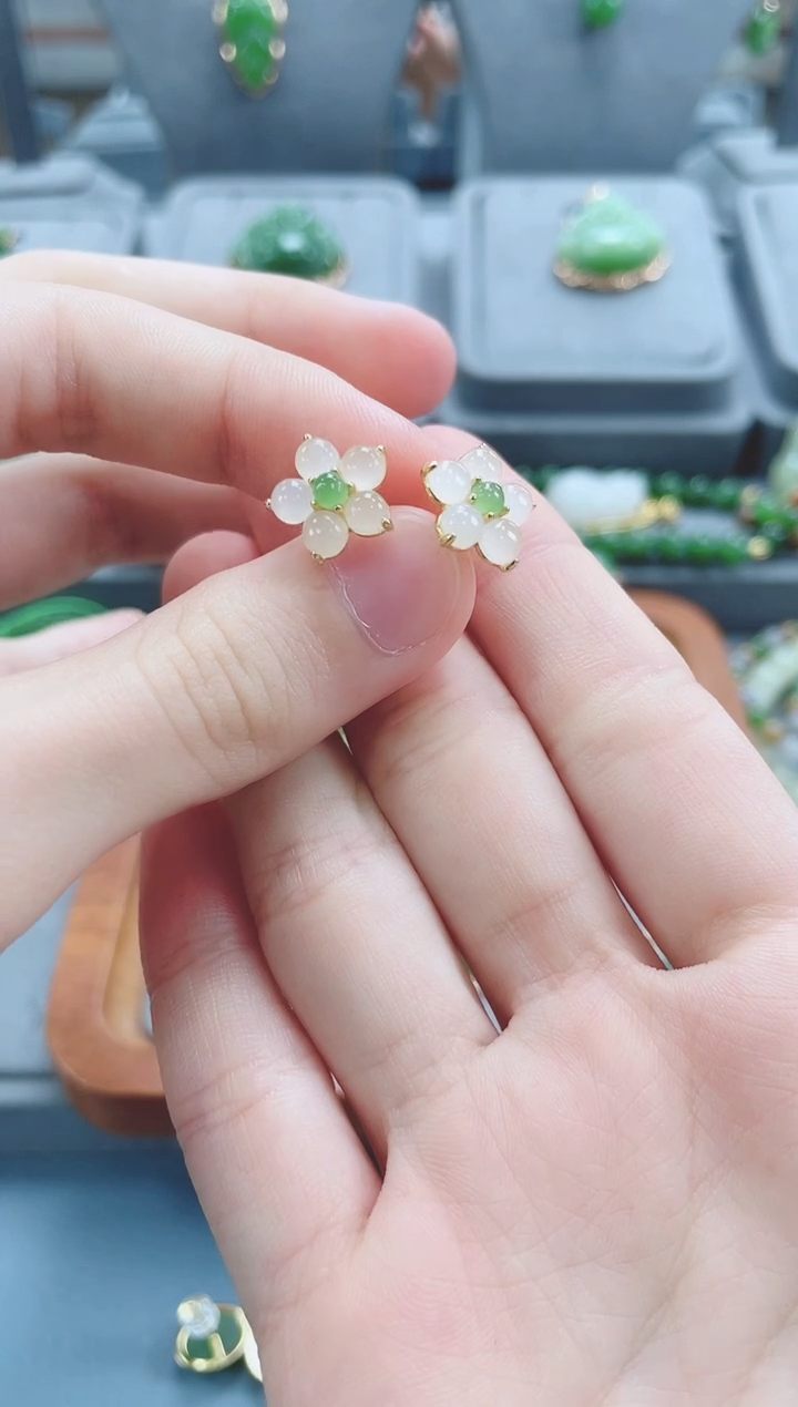 银S925镀金镶嵌和田玉耳饰银S925镀金镶嵌 和田玉 耳饰