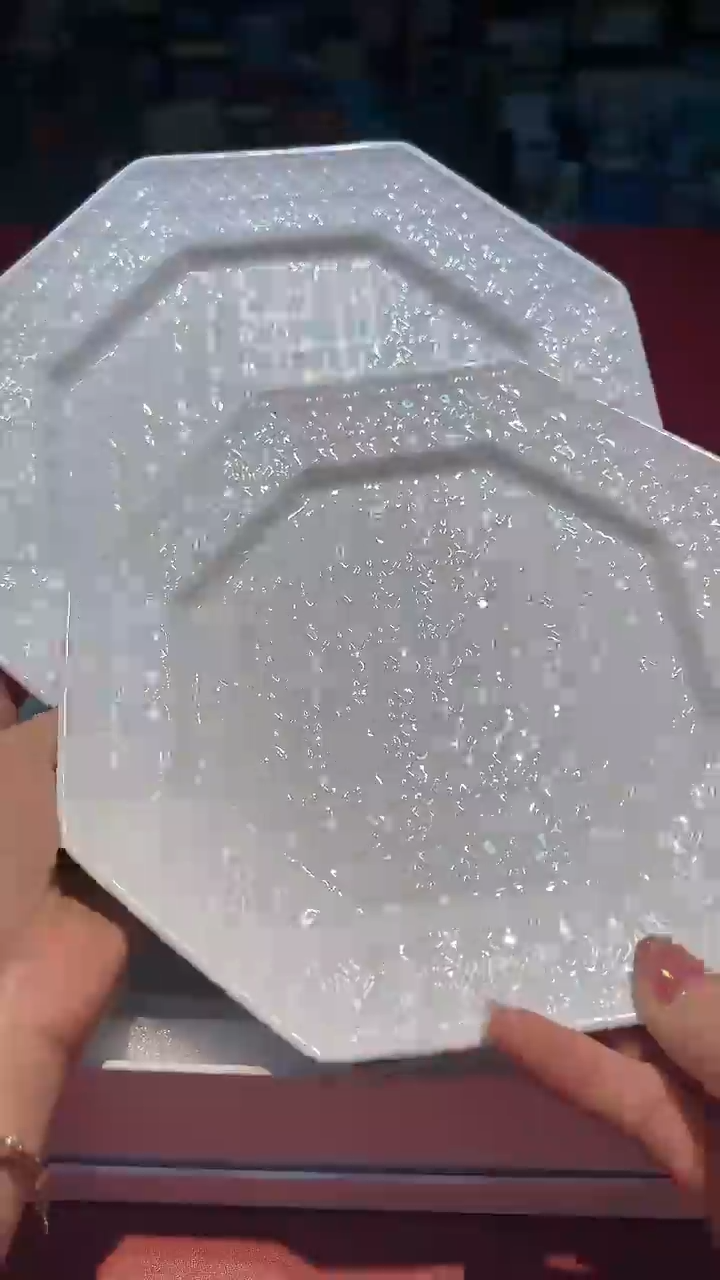 【闪购商品】瓷片锅碗瓢盆一件不剩