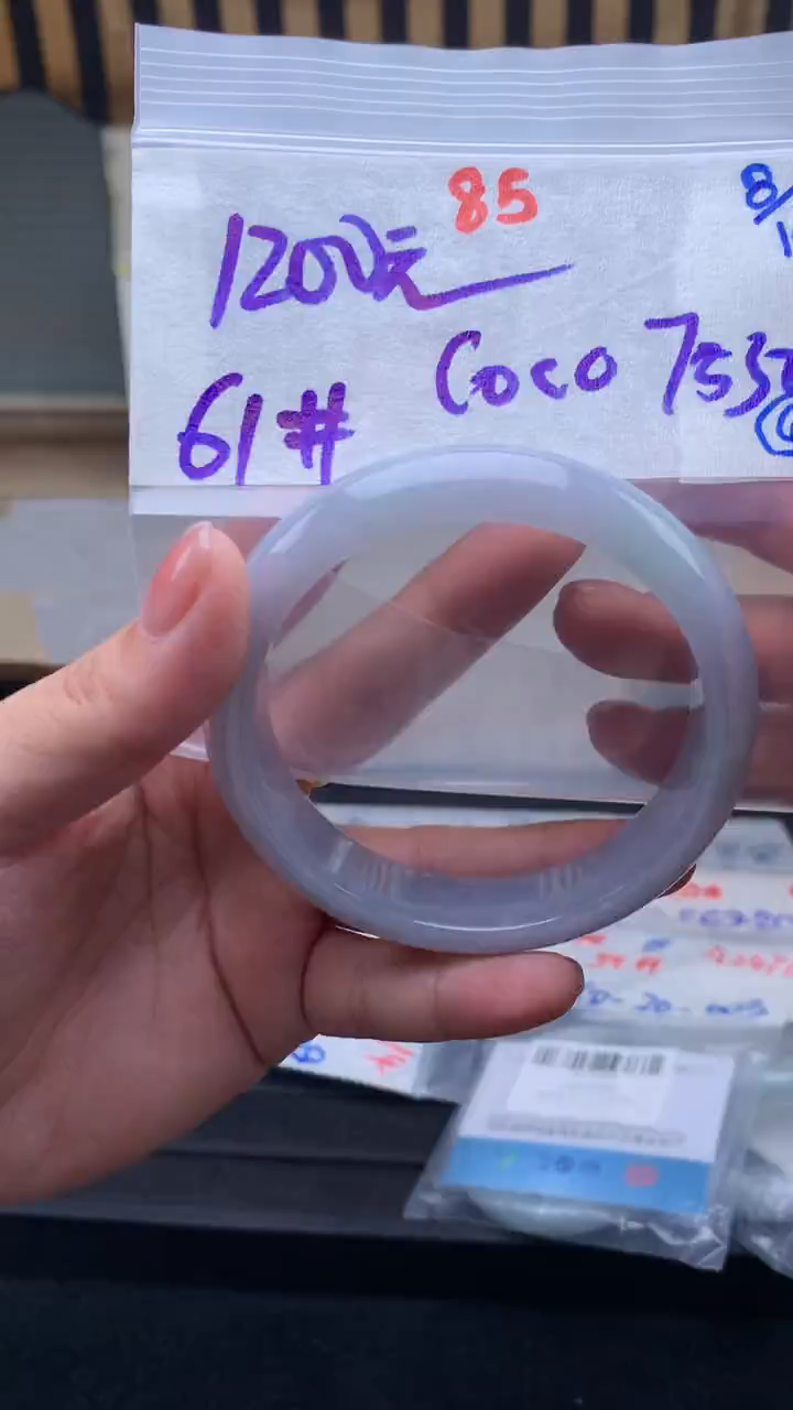 定制翡翠未镶嵌c****7毛货需精细抛光拍一发一85