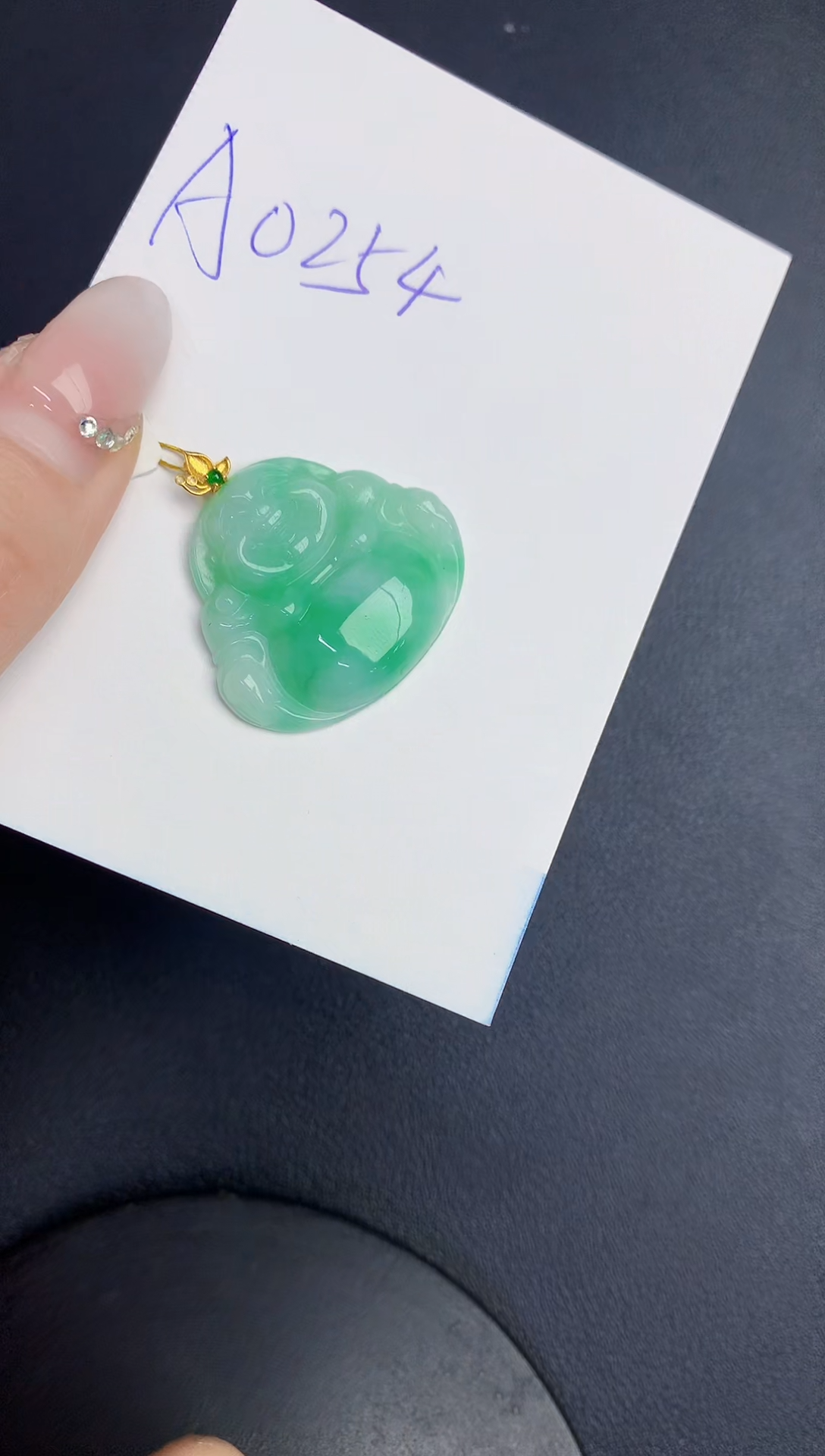 【闪购商品】翡翠颈饰18K金镶嵌00000000000