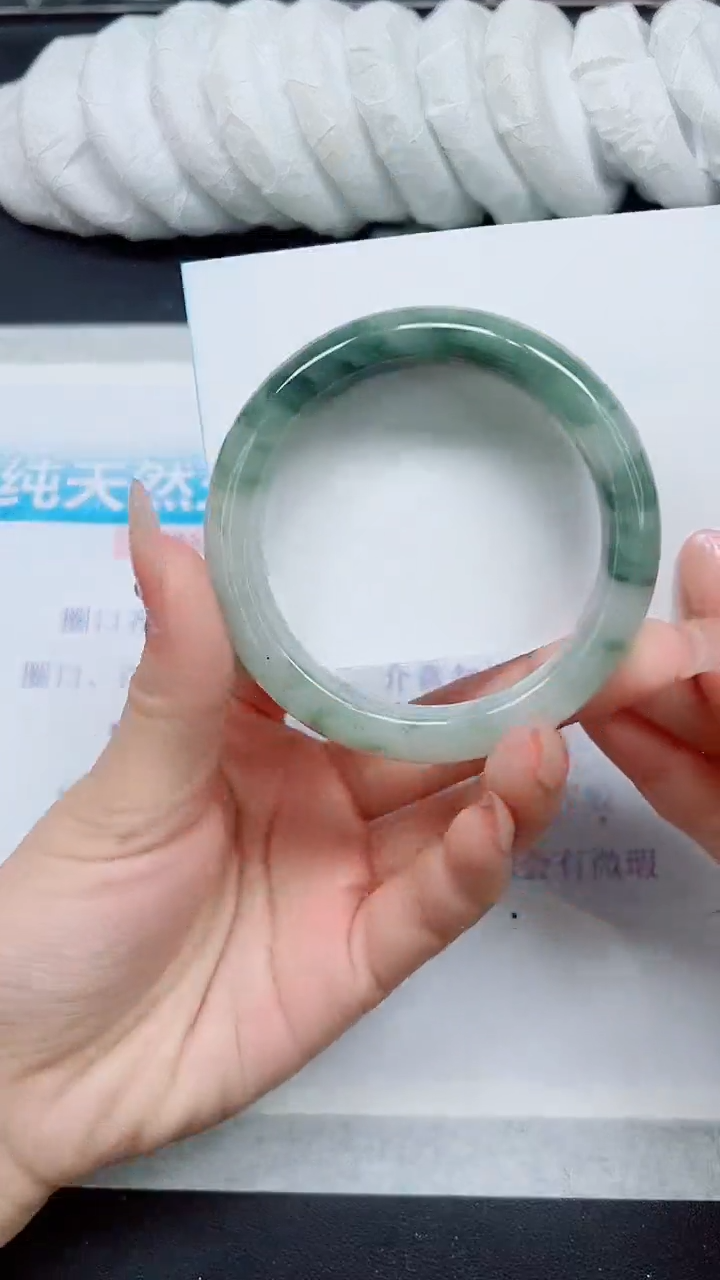 【闪购商品】石英质玉手镯未镶嵌A1-56/57