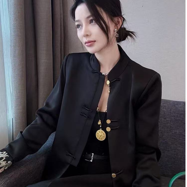A49~黑色新中式国风刺绣上衣短款小个子重工外套