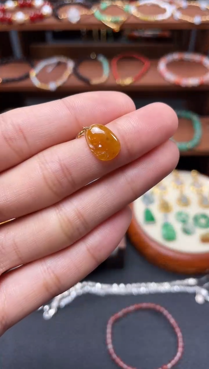 【闪购商品】翡翠吊坠(不含链)18K金镶嵌一个  JK506