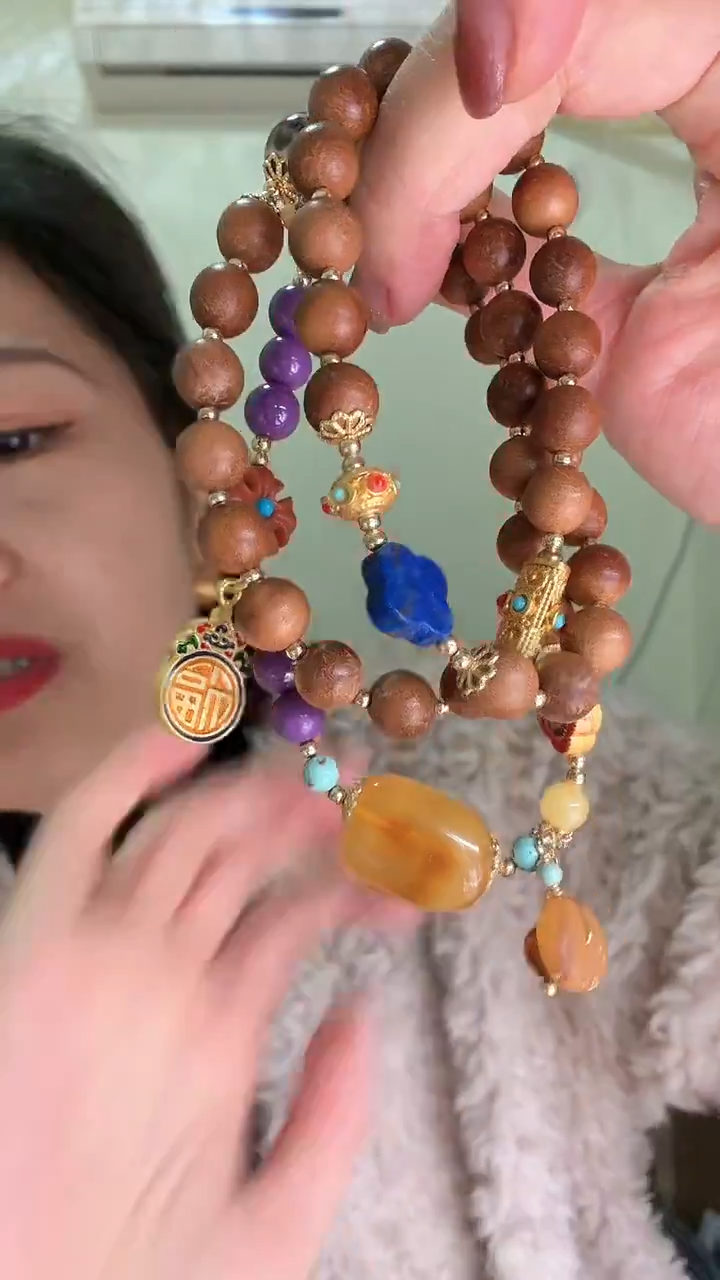 琥珀颈饰未镶嵌べ*疆老山檀珠串