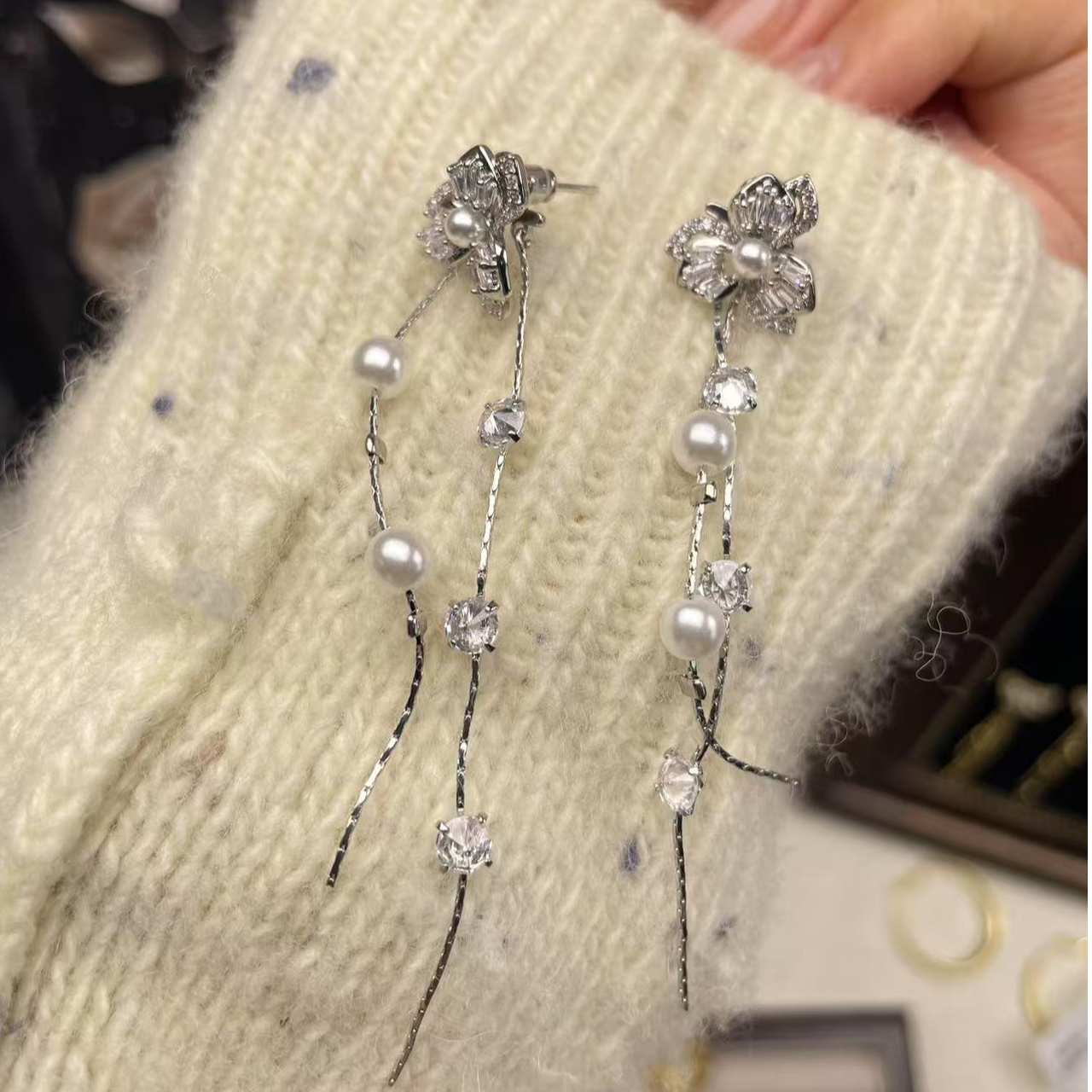 铜合金仿珍珠耳饰 2025新款时尚长款仿珍珠流苏耳线高级感耳钉