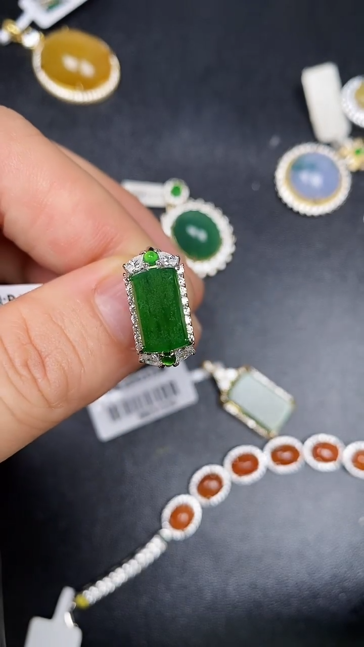 银S925镶嵌戒指翡翠4600