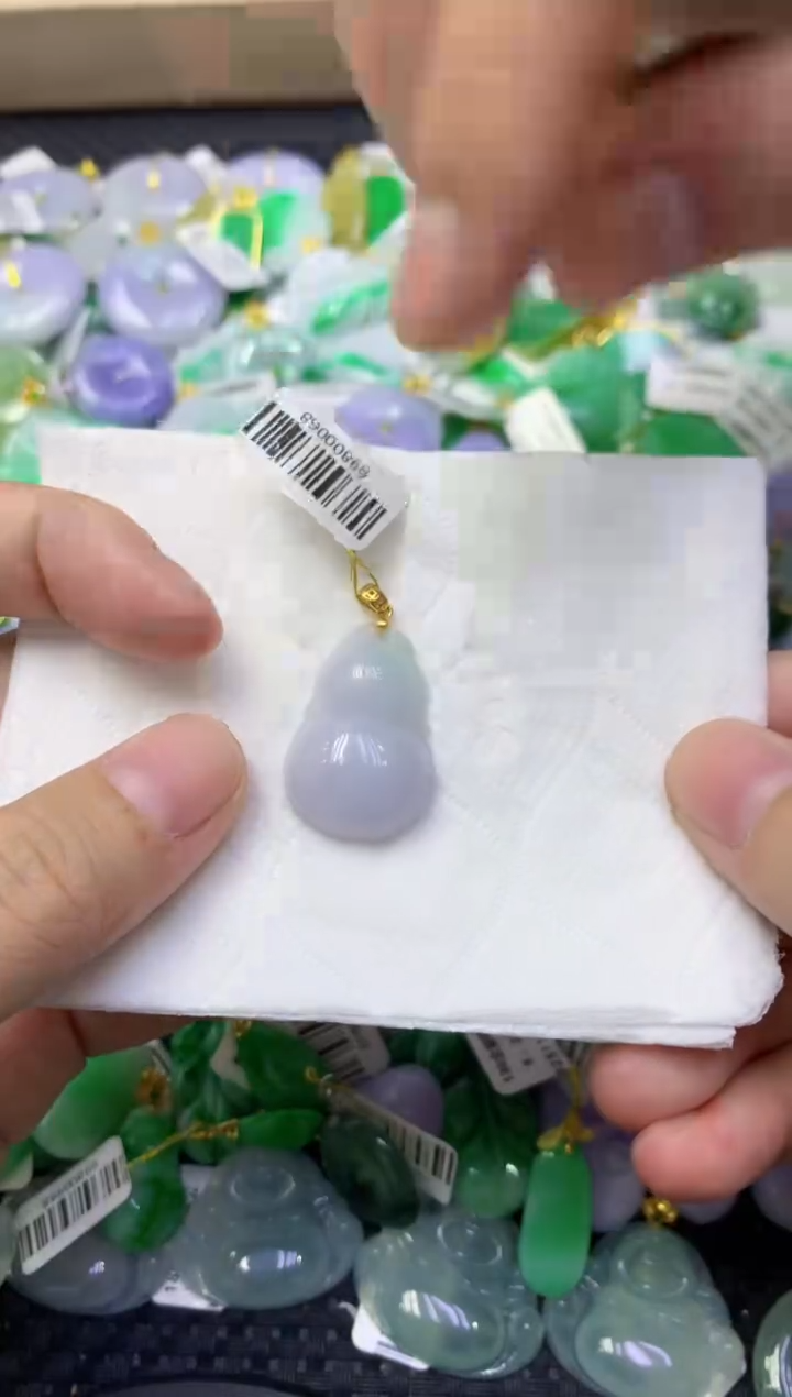颈饰未镶嵌翡翠天然缅甸翡翠A货