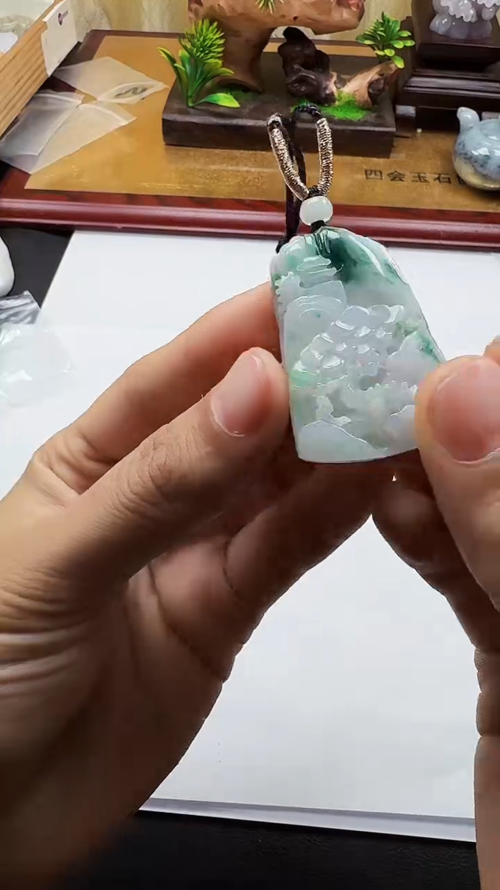 吊坠(不含链)未镶嵌翡翠1