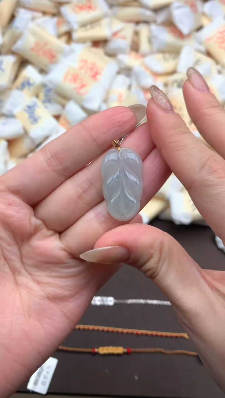 【闪购商品】翡翠挂件18K金镶嵌  一