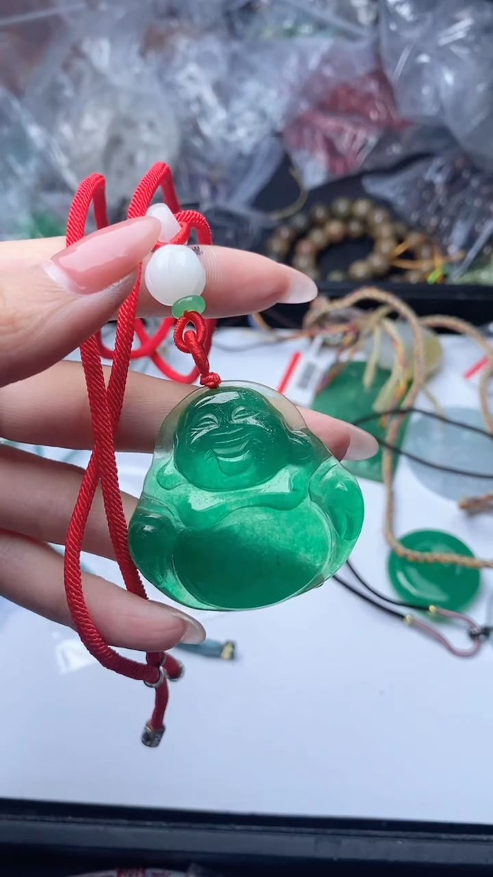 翡翠未镶嵌颈饰179