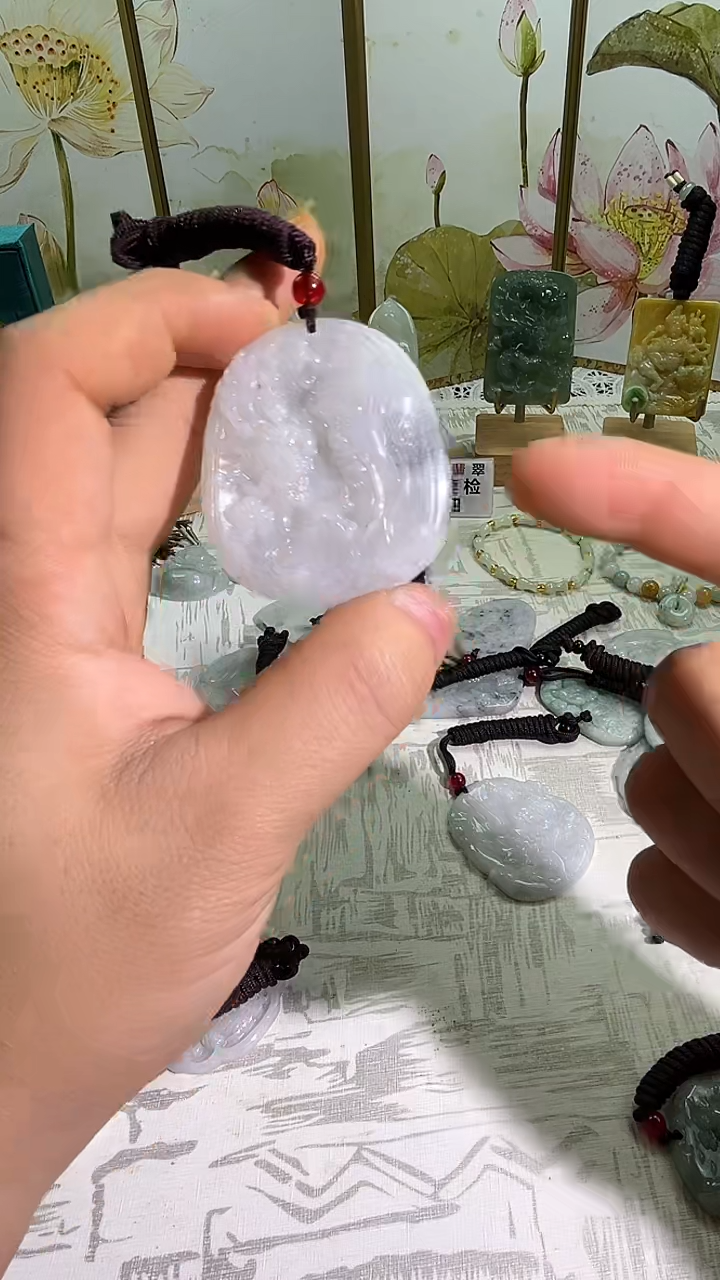 颈饰未镶嵌翡翠12/18   6
