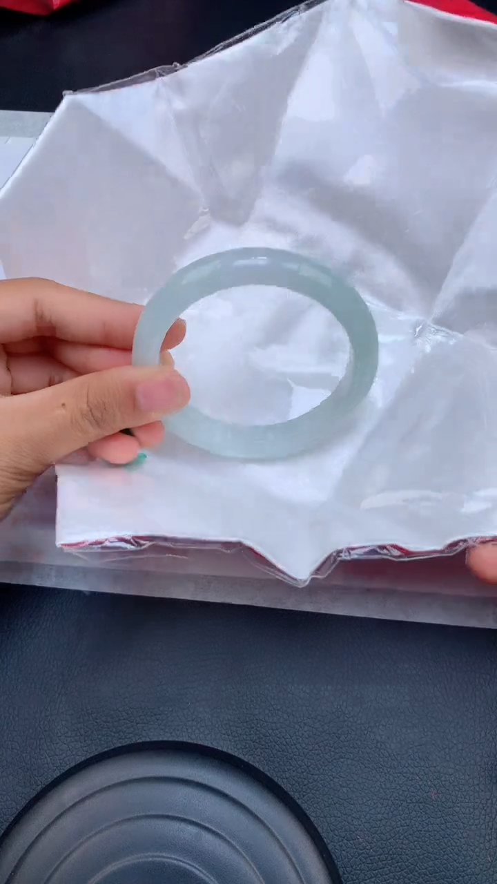 【闪购商品】翡翠手镯未镶嵌天然缅甸A货翡翠手镯