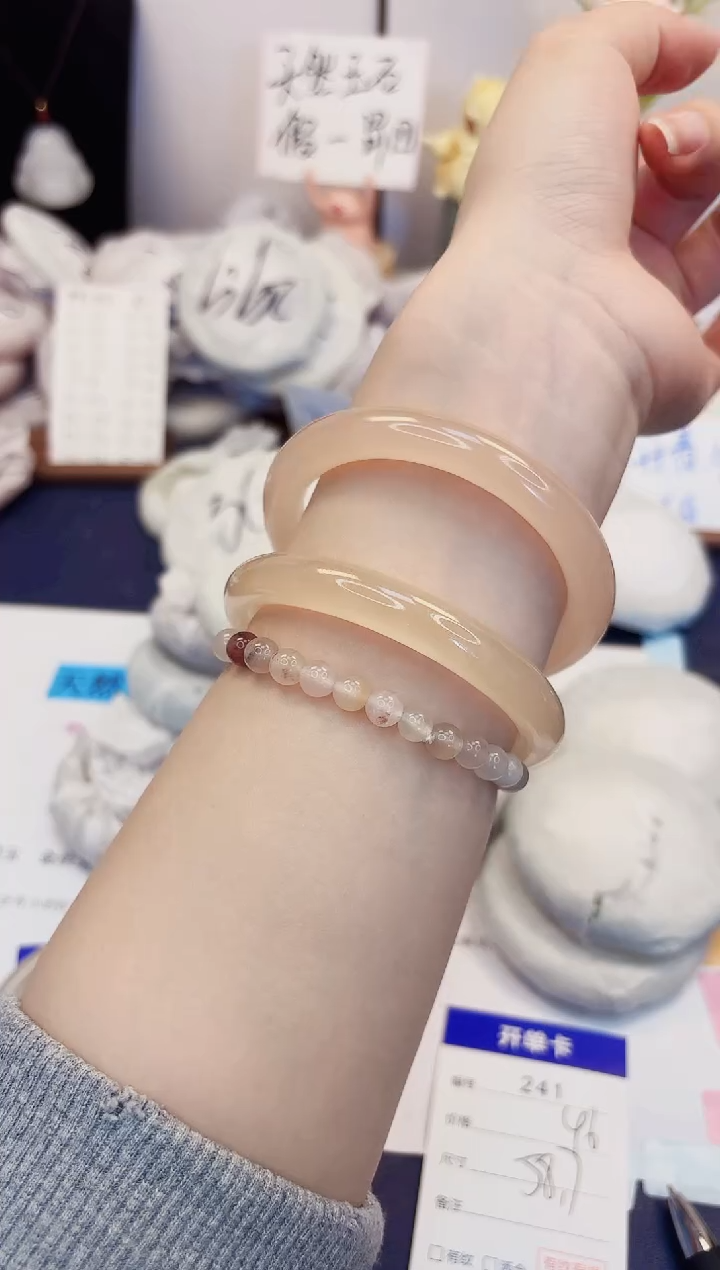 【闪购商品】石英质玉手镯未镶嵌241-美人条藕粉-圈口58