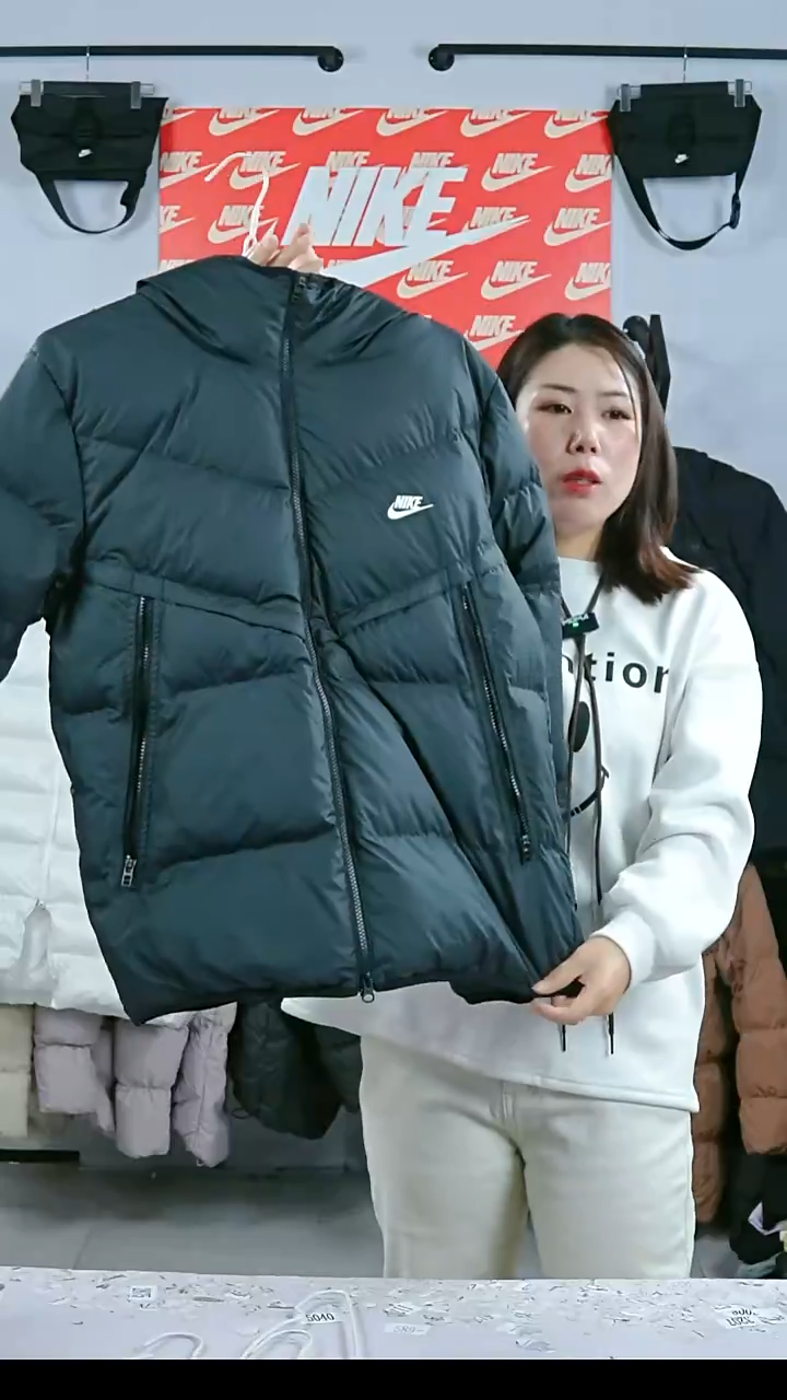 2522闪购编码运动衣以直播间过品为准尺码M