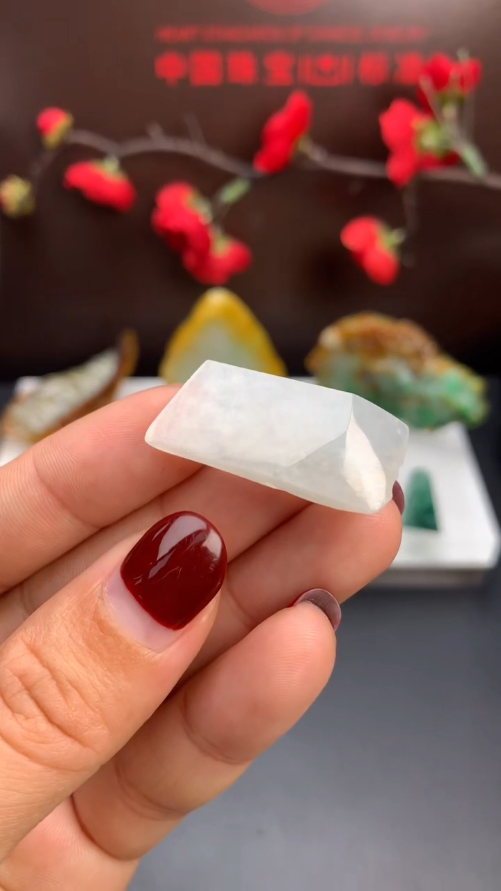 【闪购商品】定制翡翠未镶嵌          