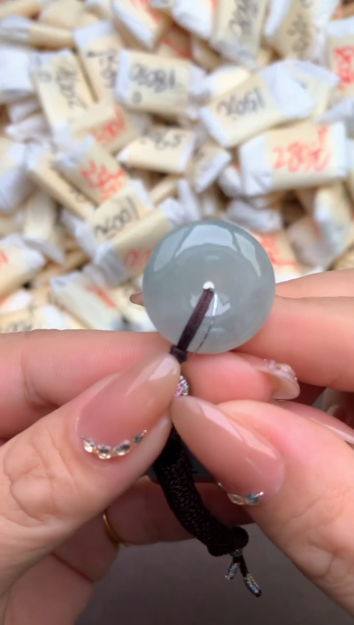 【闪购商品】翡翠挂件未镶嵌  —    