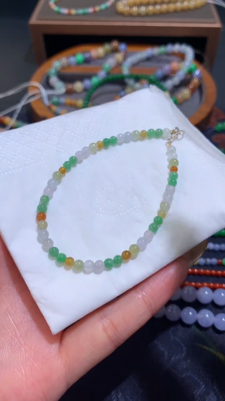 【闪购商品】翡翠散珠清新糖果手串