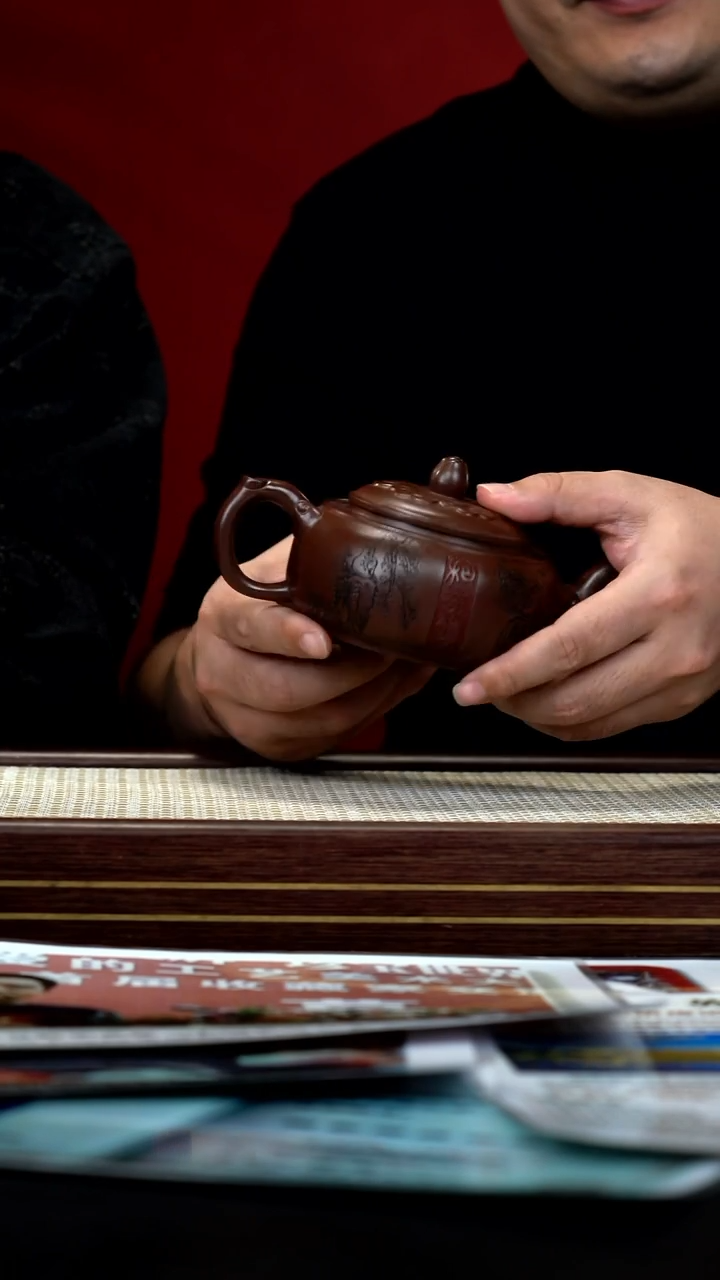 茶壶紫砂63号 吴顺华 禅莲 底槽清 350cc