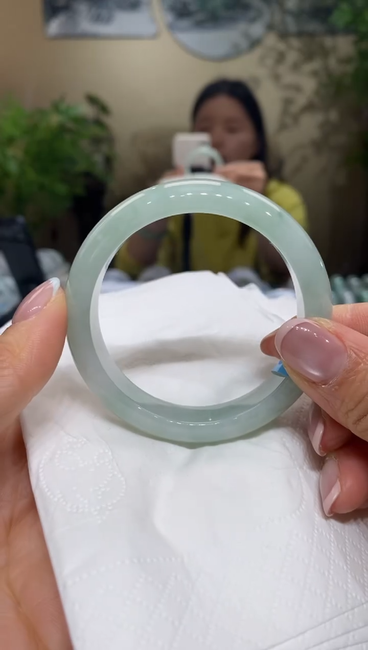 【闪购商品】翡翠手镯未镶嵌翡翠