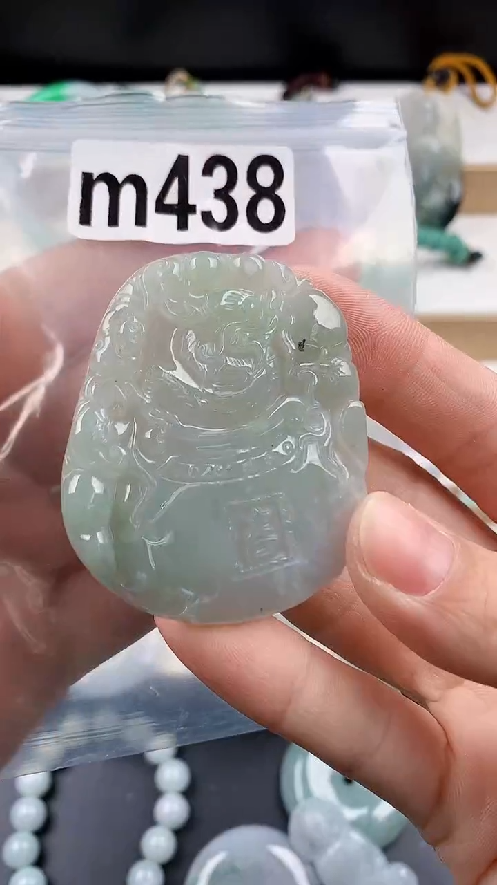 颈饰未镶嵌翡翠天然翡翠吊坠挂件