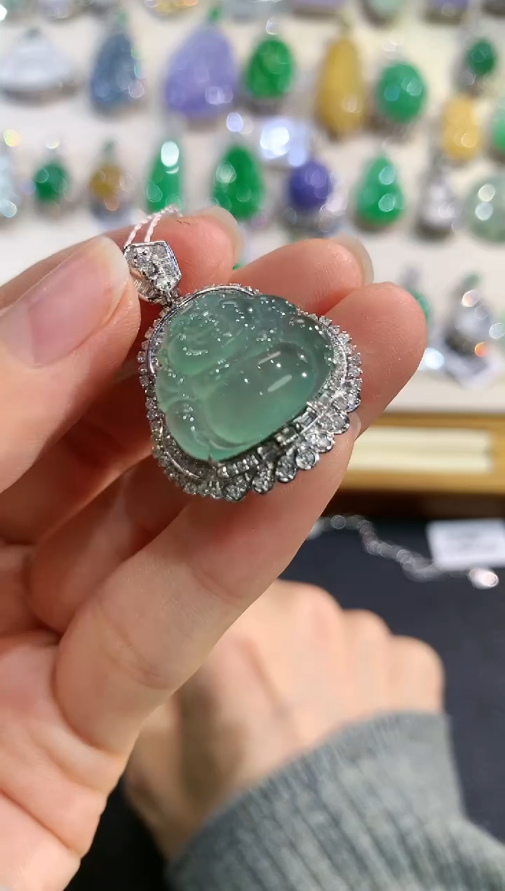 【闪购商品】翡翠吊坠(不含链)18K金镶嵌e30