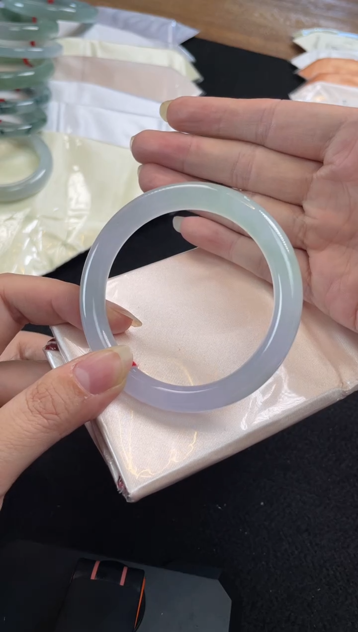 未镶嵌手镯翡翠豆*9号-54.4圆条/MY/2第二笔