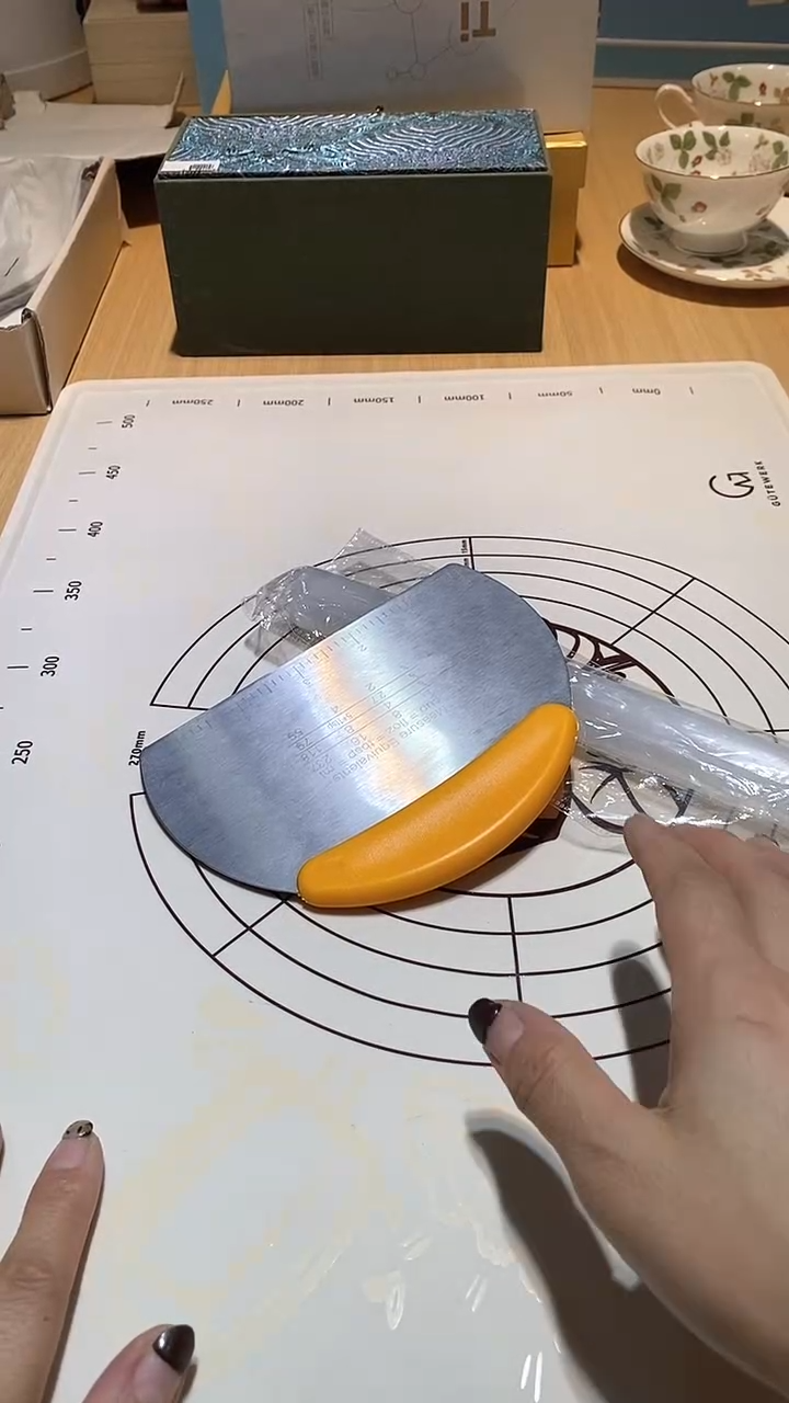 【闪购商品】瓷片锅碗瓢盆一件不剩