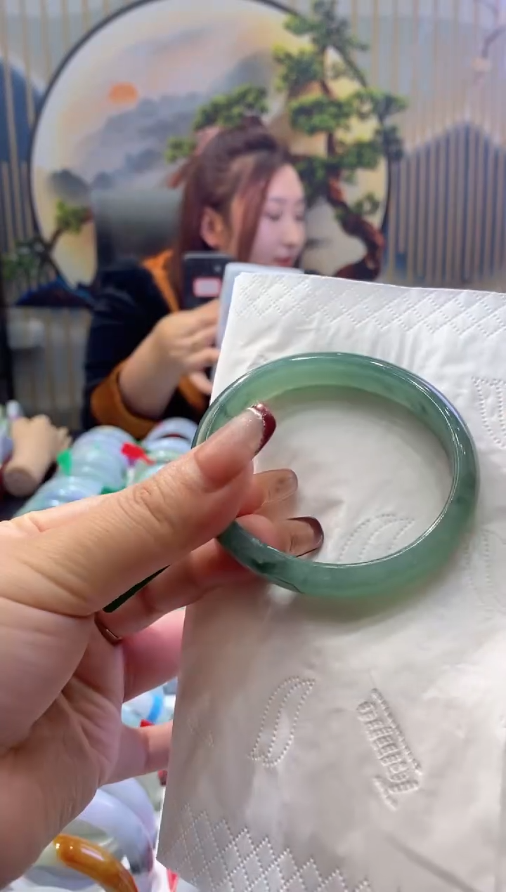 【闪购商品】翡翠手镯未镶嵌00009651