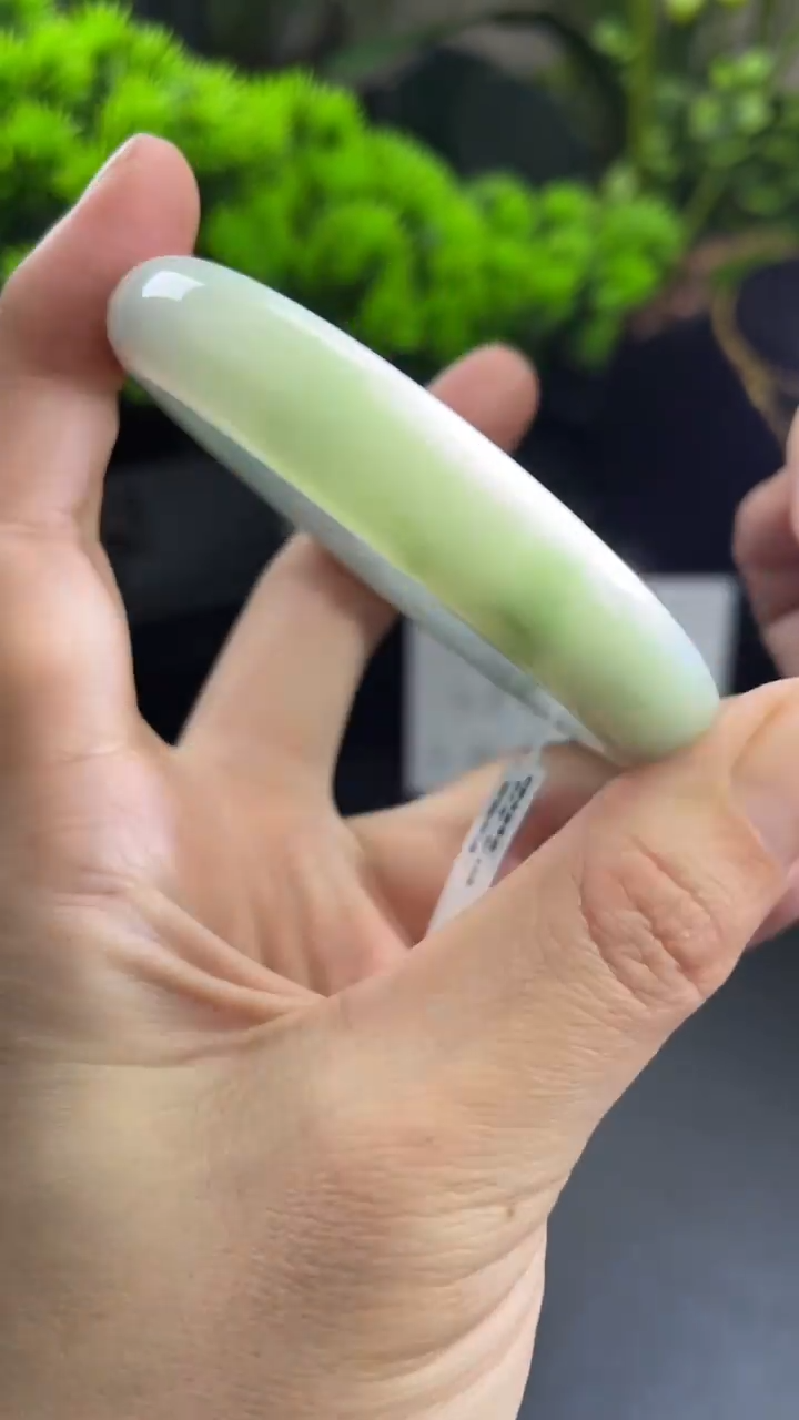 【闪购商品】翡翠手镯未镶嵌手镯