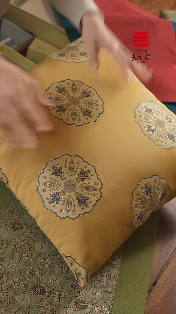 【闪购商品】靠枕、、、、、、、、、、、、、