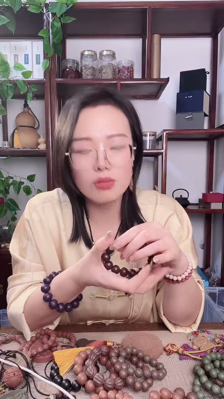 珠串万寿香方的1.5左右的手串