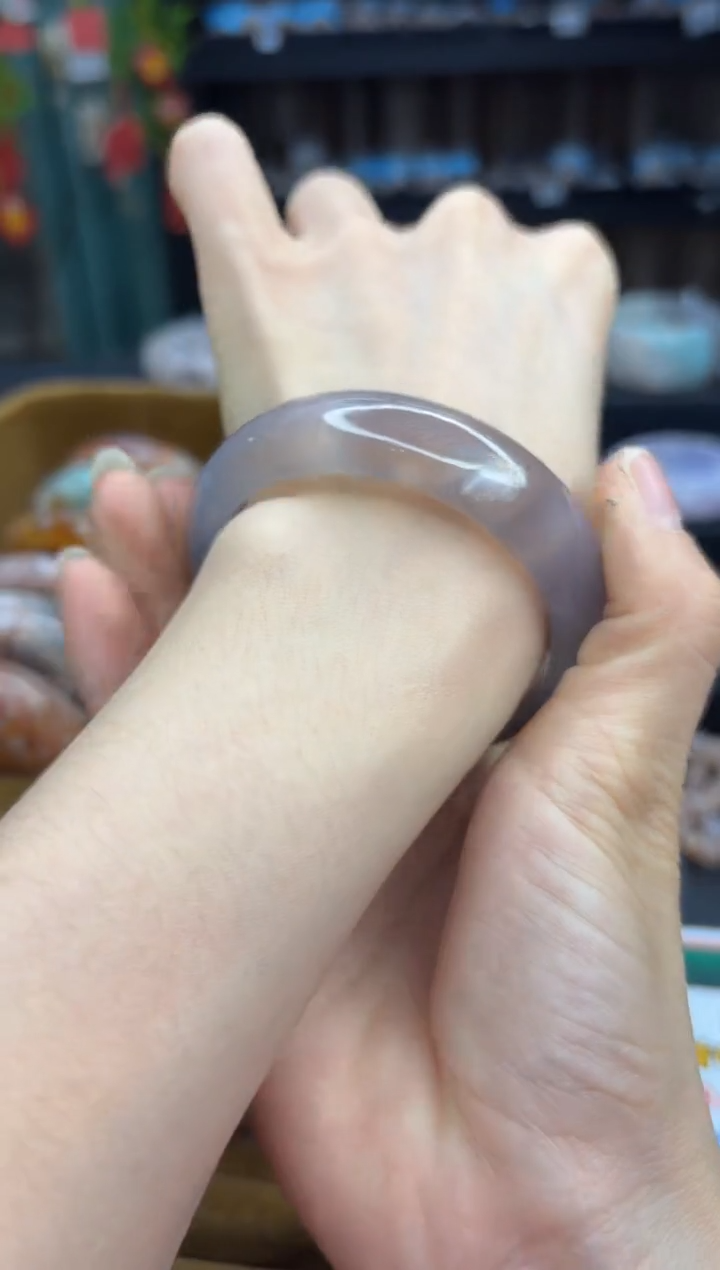 【闪购商品】石英质玉手镯未镶嵌787（56圈）