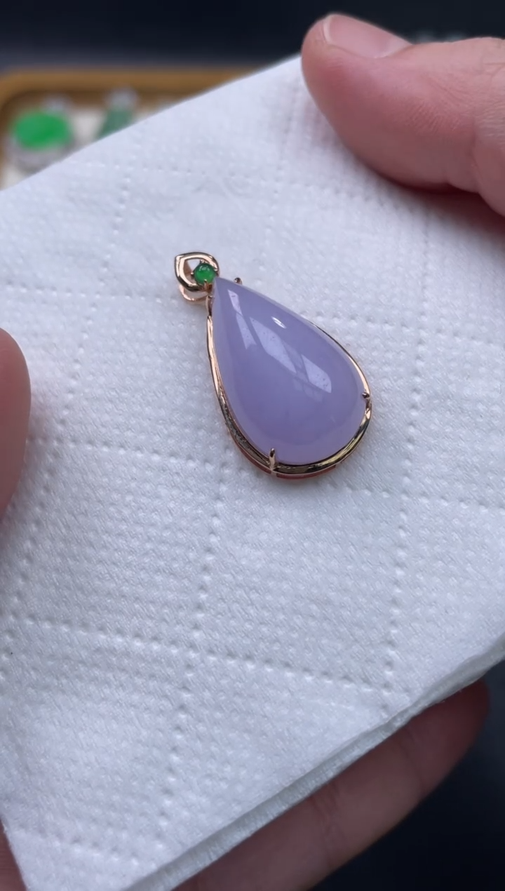 【闪购商品】翡翠颈饰18K金镶嵌47.........