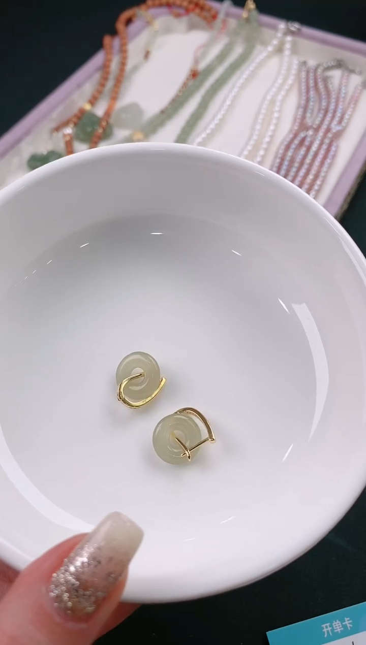 【闪购商品】和田玉耳饰银S925镶嵌76