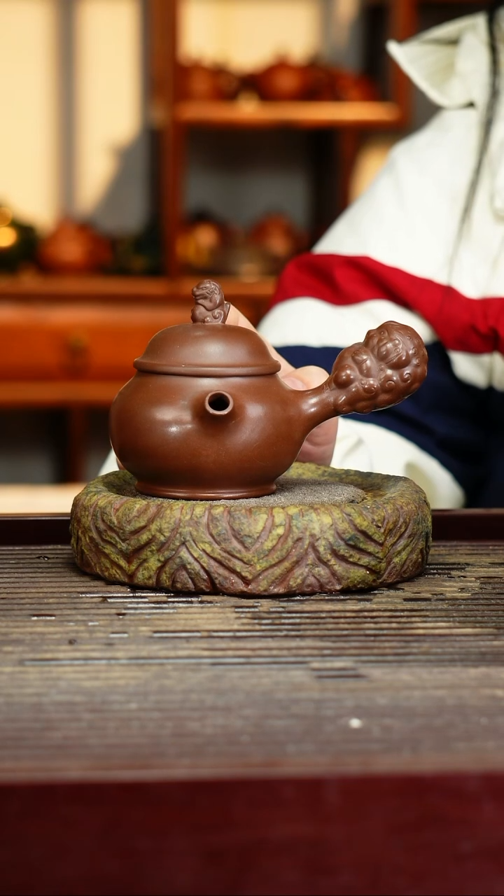 宜兴原矿紫砂壶茶壶宜兴原矿紫砂壶茶壶150C