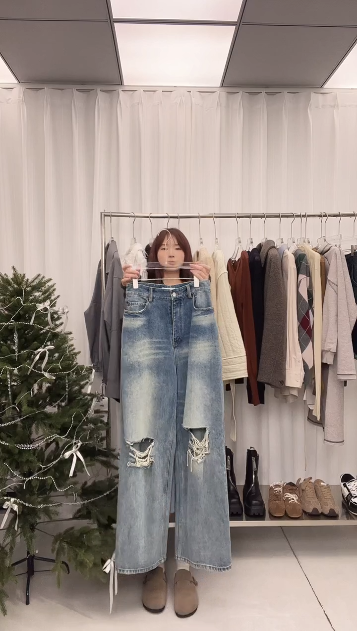 编号053 ethor S码破洞牛仔裤 74腰围  待开价