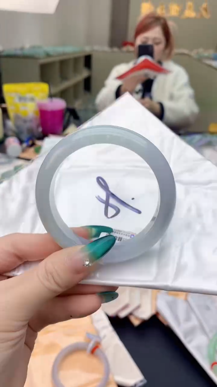 【闪购商品】翡翠手镯未镶嵌0145925697