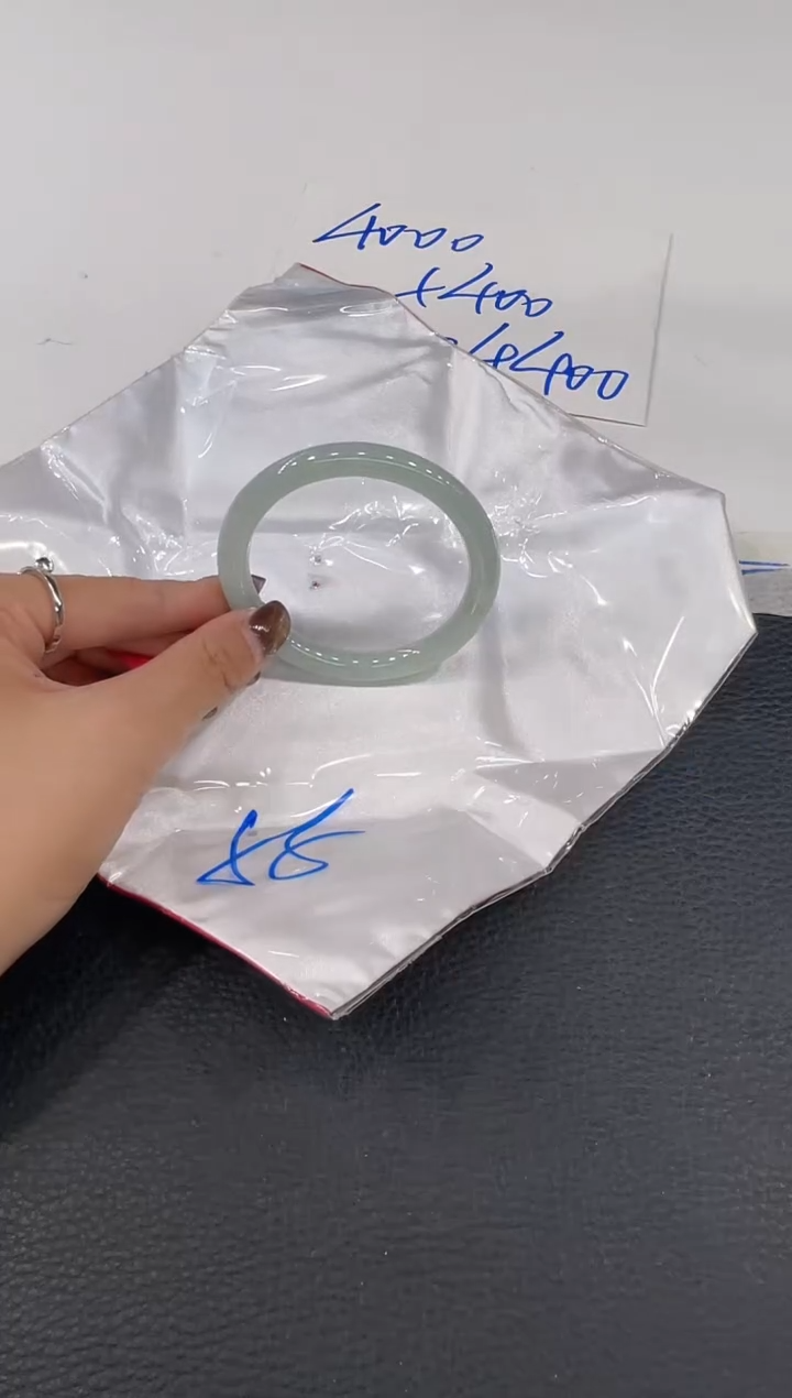 【闪购商品】翡翠手镯未镶嵌手镯