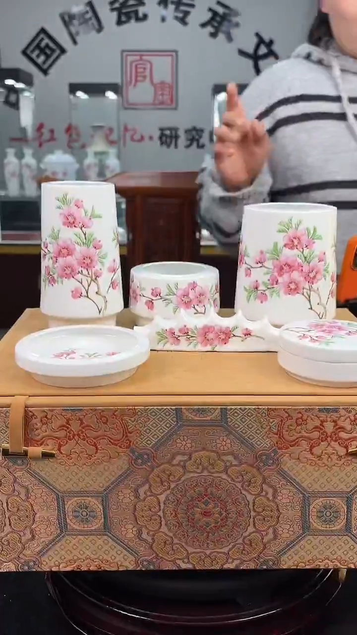 摆件瓷水点桃花文房六件套