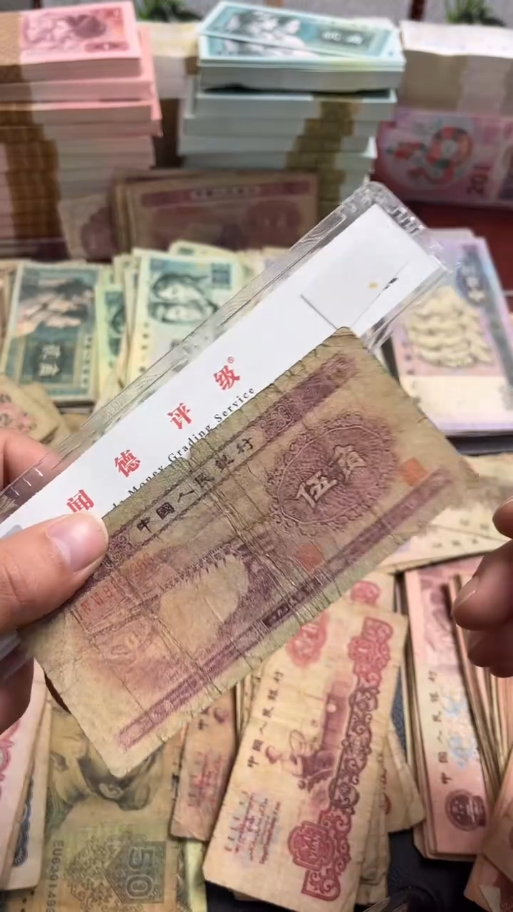 【闪购商品】人民币下单链接水坝1张