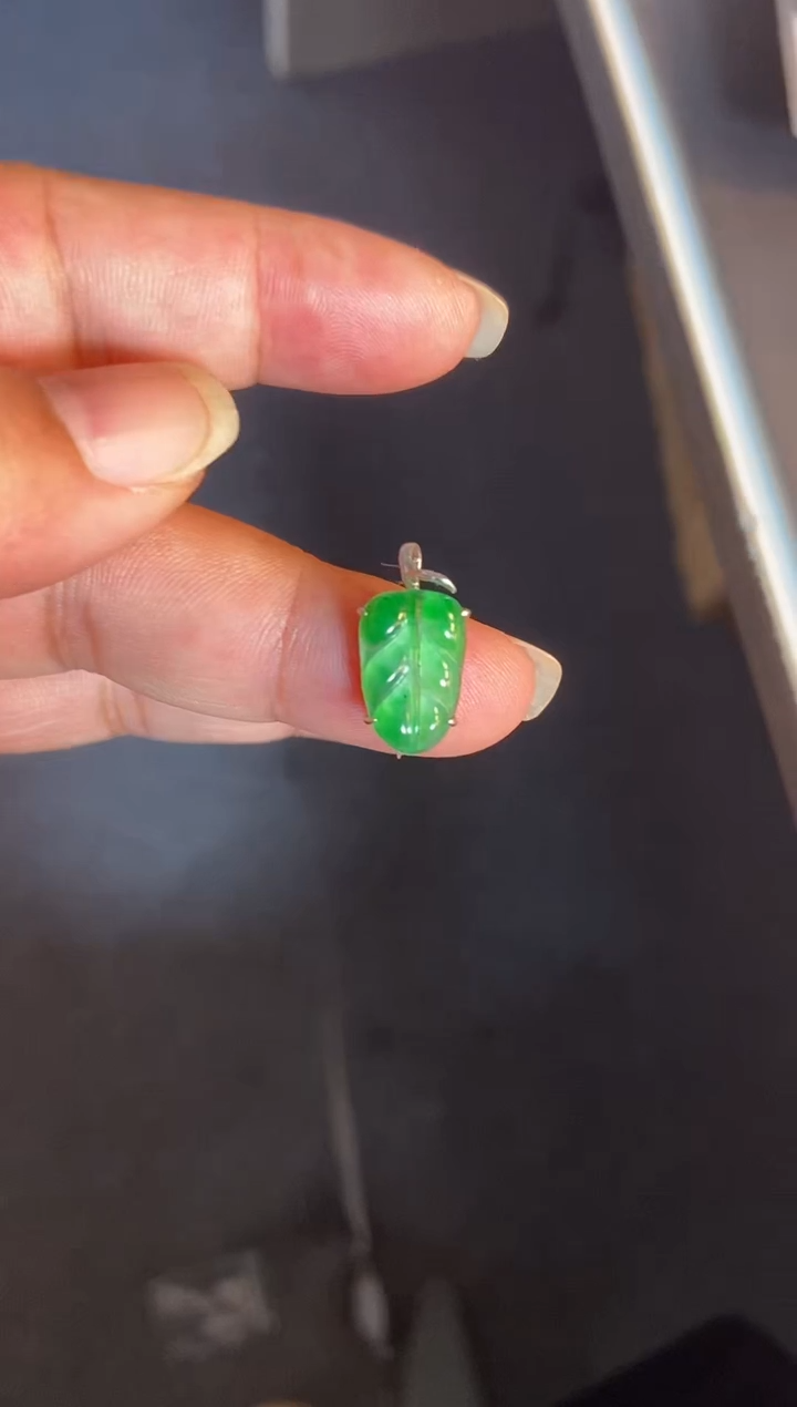 吊坠(不含链)银S925镶嵌翡翠1