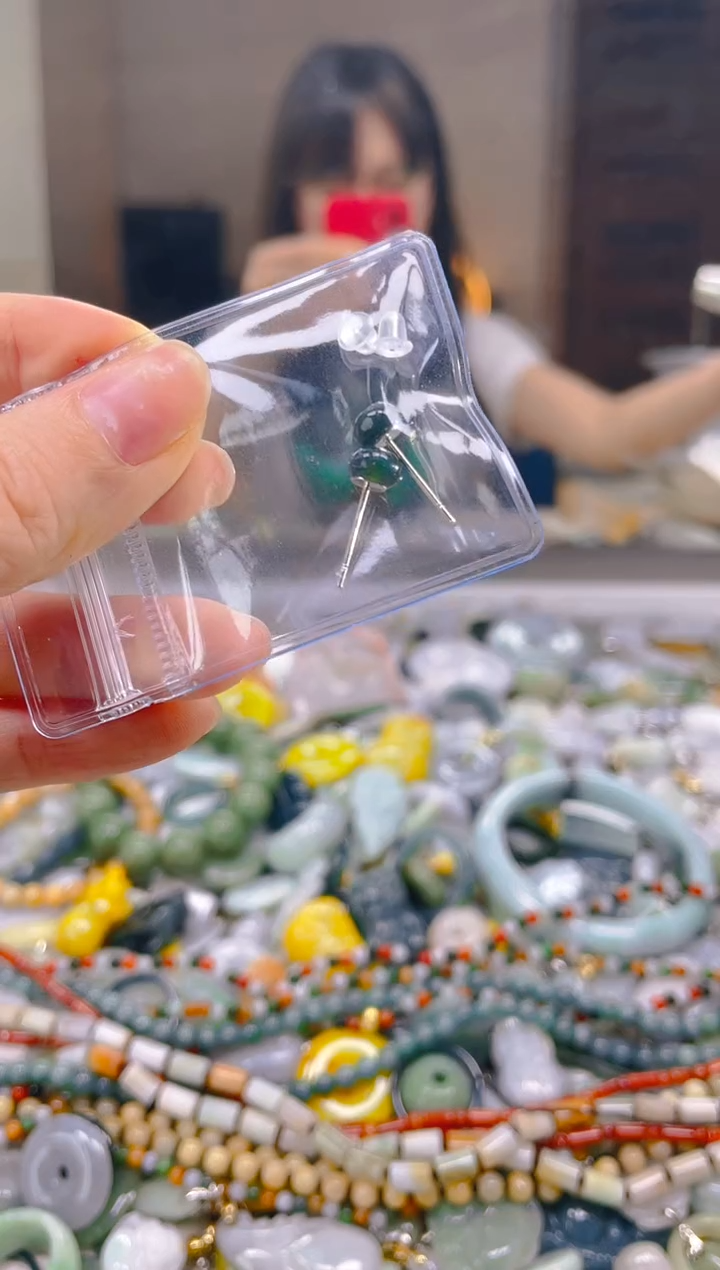 翡翠未镶嵌颈饰/J/翡翠A货一图一物