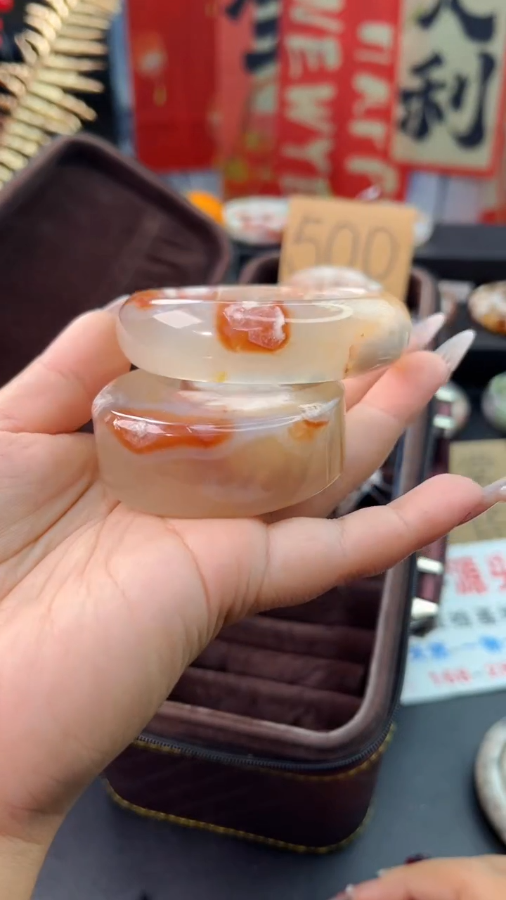 【闪购商品】石英质玉手镯未镶嵌赠送镯心（57圈口）