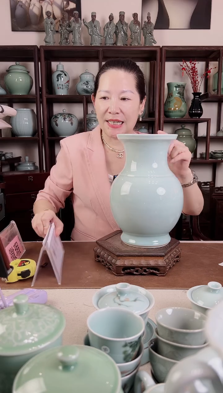 纯手工 粉青 盘口瓶