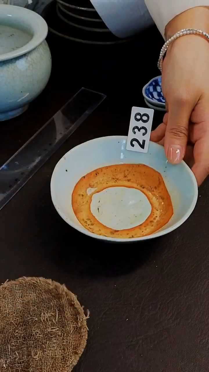 野**人漂漂亮亮的瓷器编号238