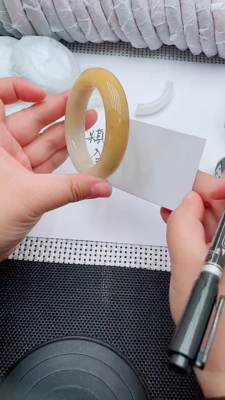 未镶嵌手镯石英质玉42-56-57