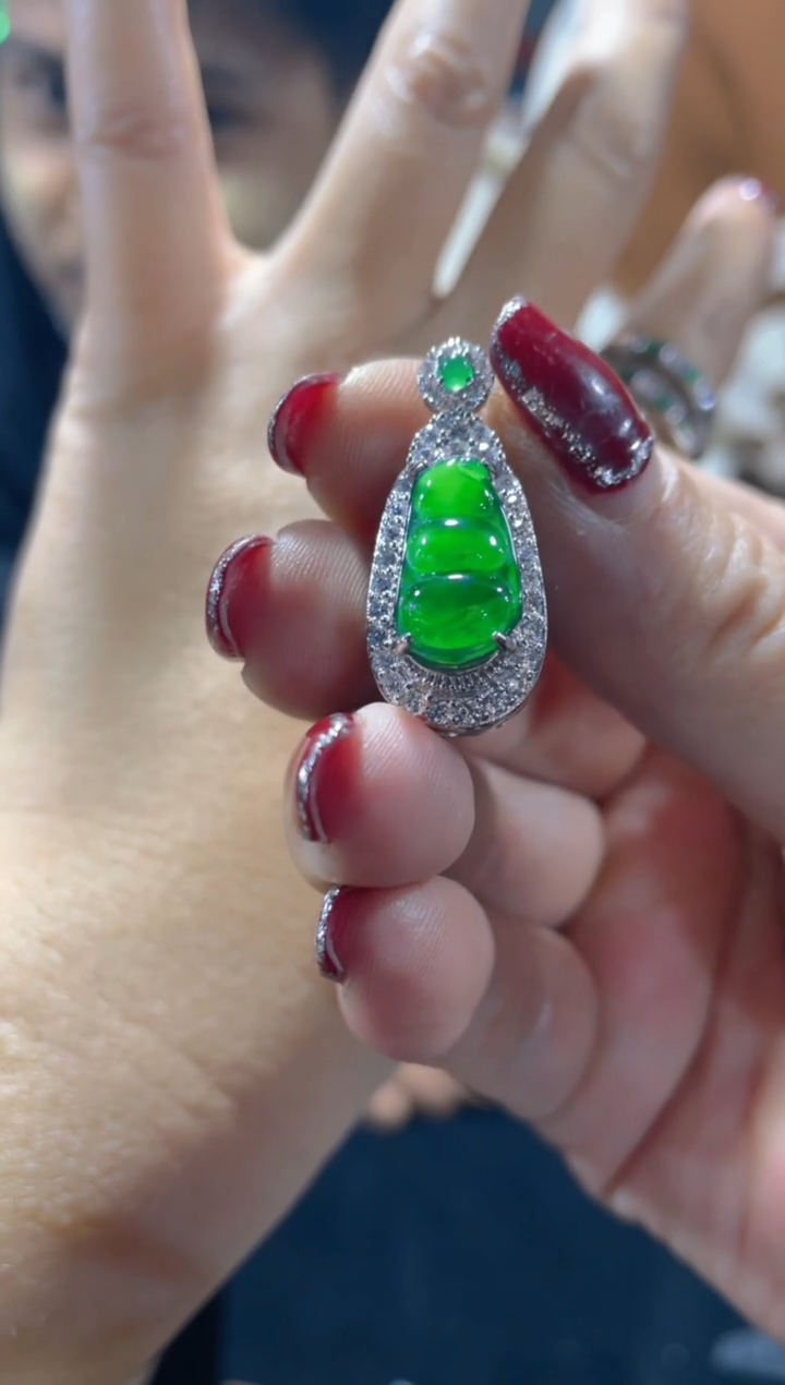 【闪购商品】定制翡翠未镶嵌天然A货翡翠假一罚四（多样性）