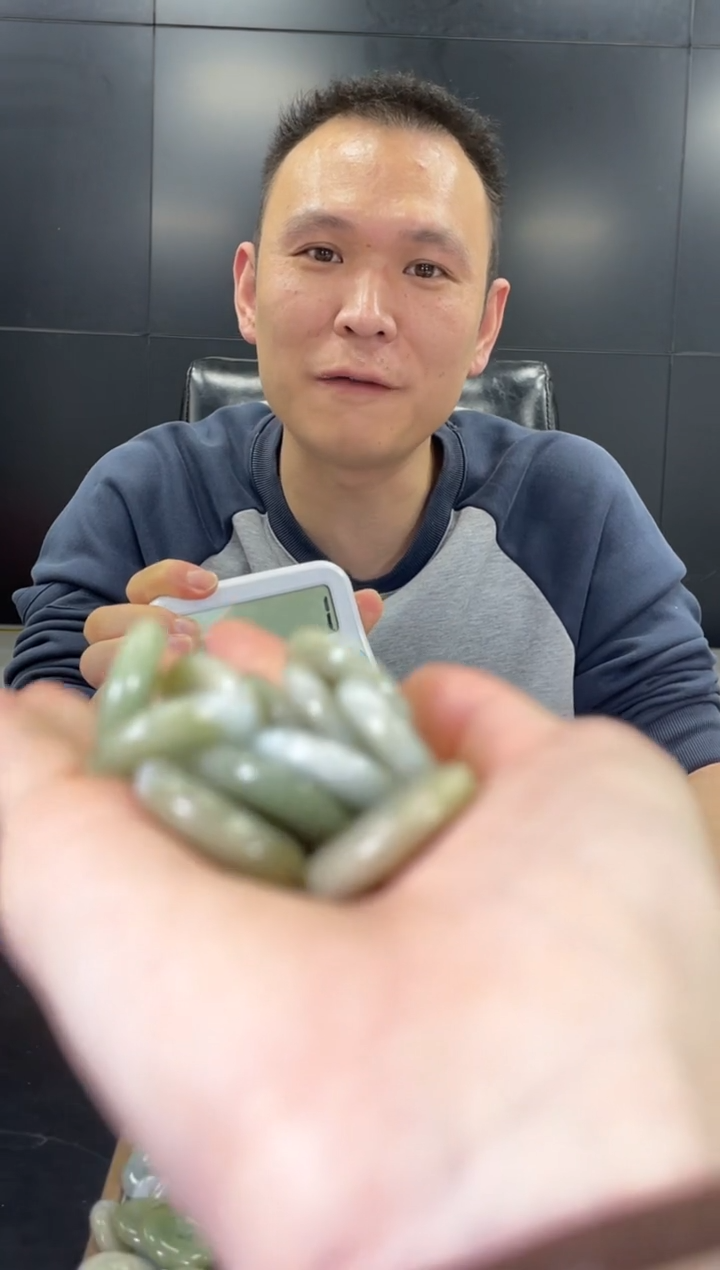 吊坠(不含链)未镶嵌翡翠一平安扣多样性发一件