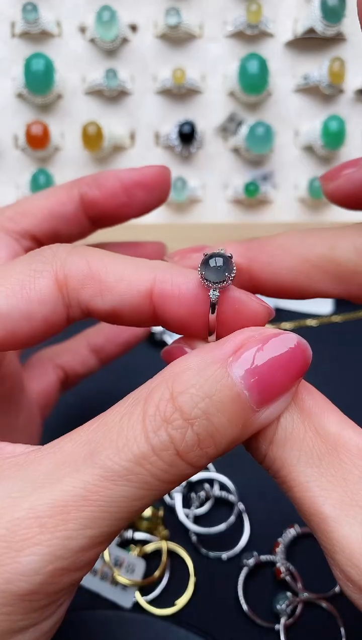 【闪购商品】翡翠戒指银S925镶嵌缅甸天然A货翡翠222   6-4