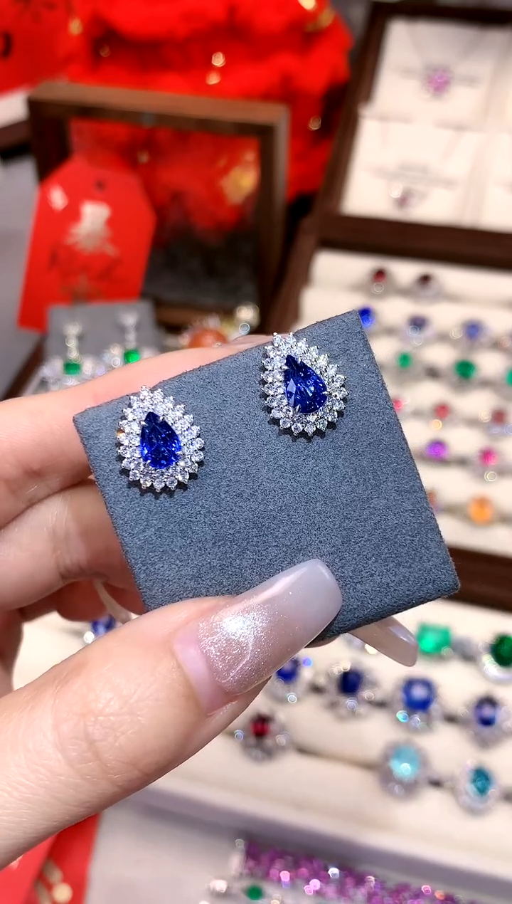 【闪购商品】蓝宝石耳饰18K金镶嵌2.37ct/天然宝石/七天无理由